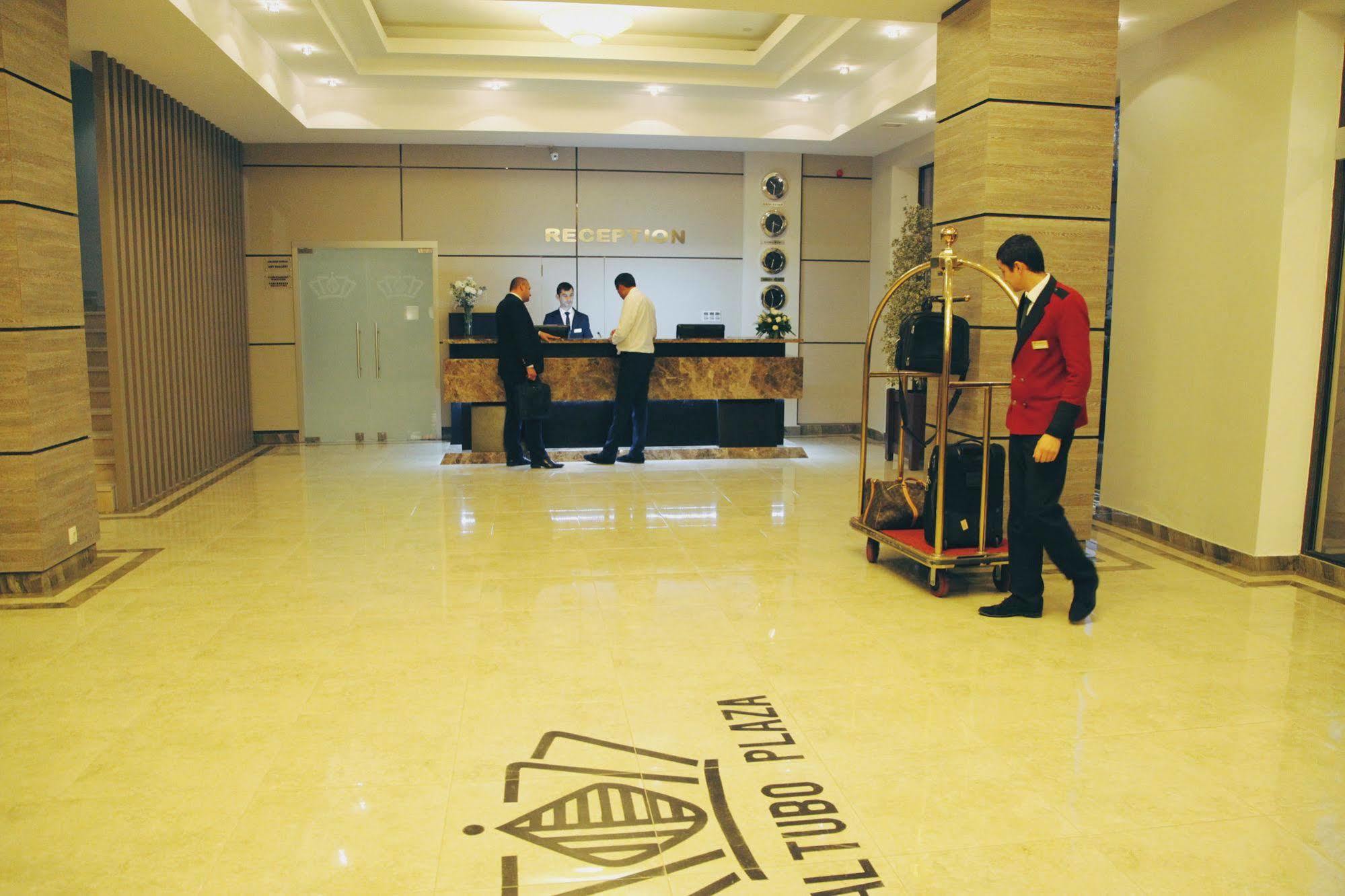 Tskaltubo Plaza Hotel Ngoại thất bức ảnh